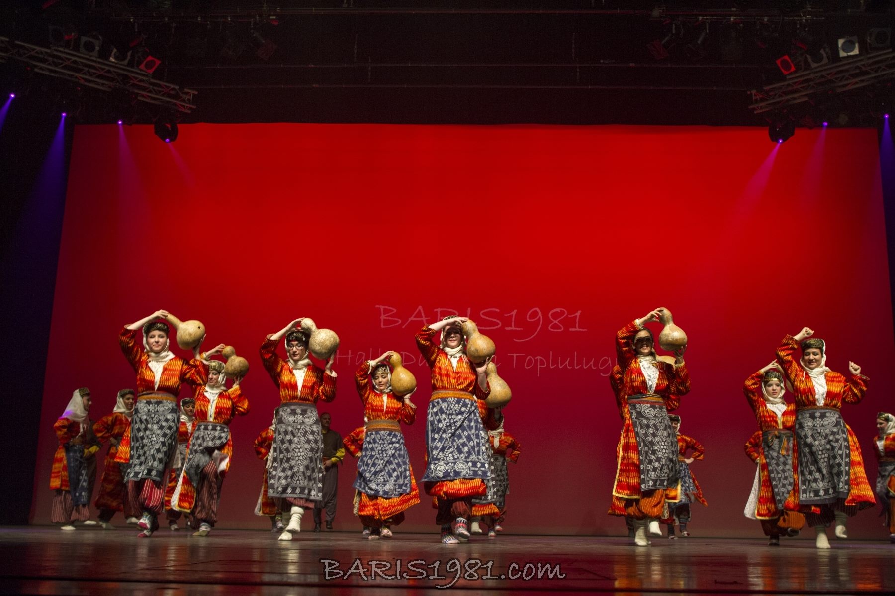 901431 10152038422167969 1526316540 o